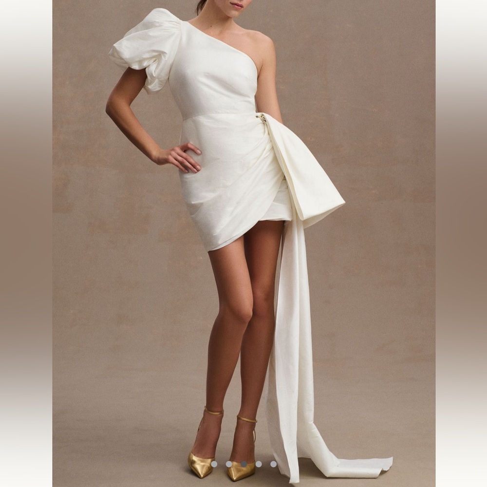 Sachin & Babi Dova Puffed One Shoulder Bow Train Wrap Mini Dress